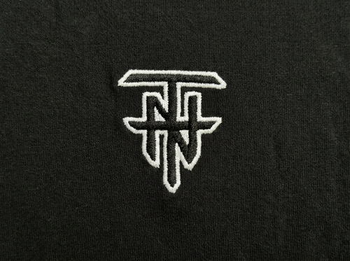 EMBROIDERED LOGO TEE