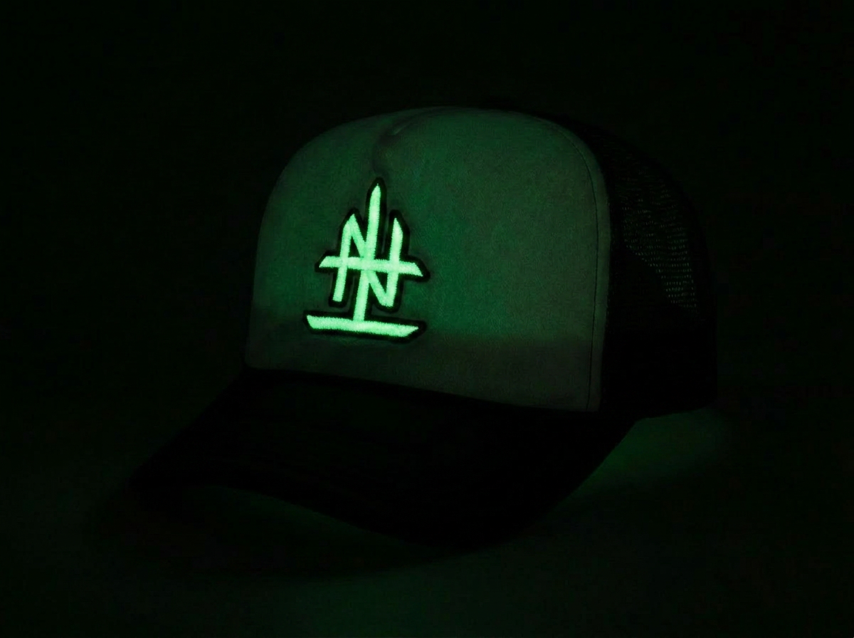 UPSIDE DOWN LOGO TRUCKER HAT