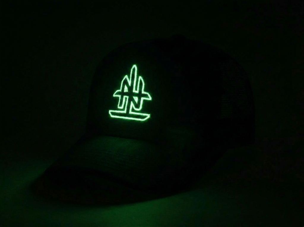 UPSIDE DOWN LOGO TRUCKER HAT